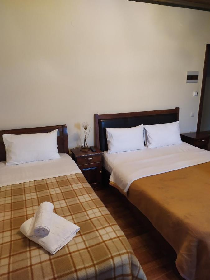 Aggelon Katafygio Hotel Asprangeloi Ngoại thất bức ảnh